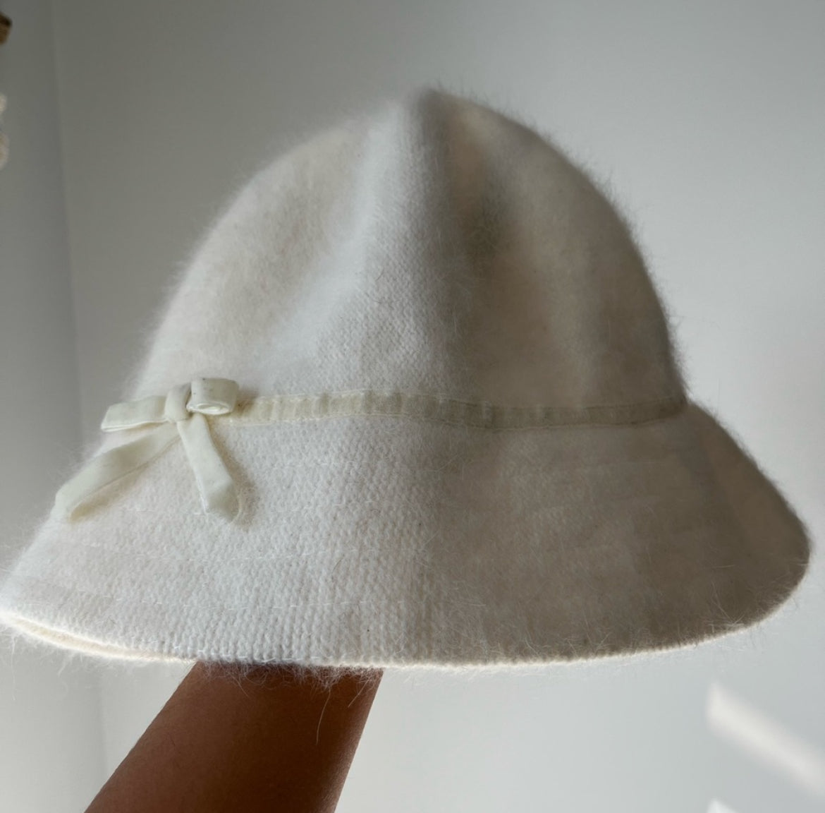 Y2K White Fuzzy Bucket Hat