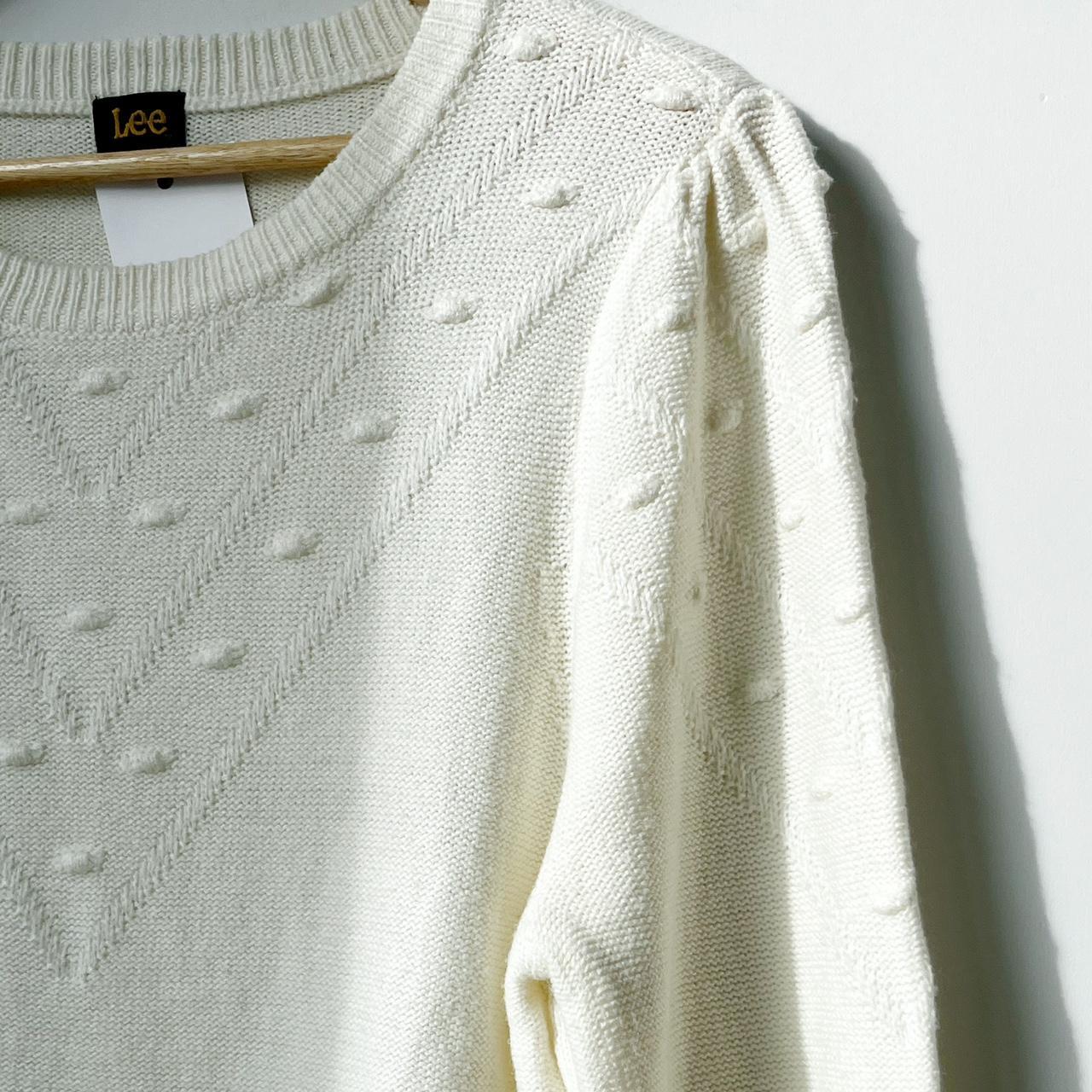Lee. Pommed Crew Knit Sweater - White