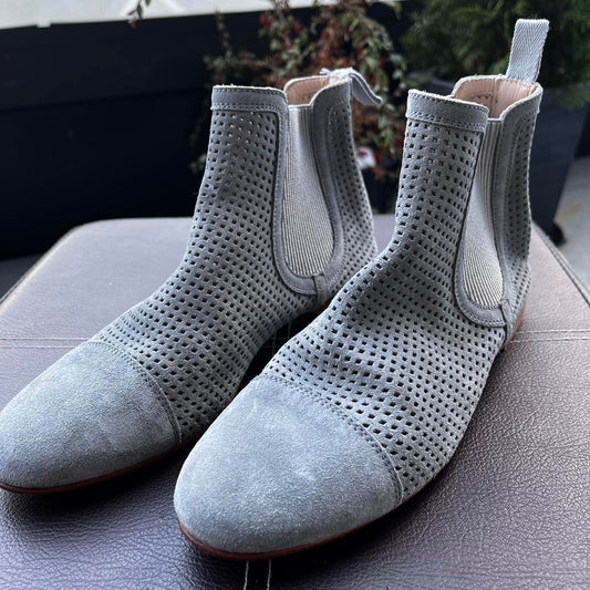 Pertini Grey Mesh Chelsea Boots